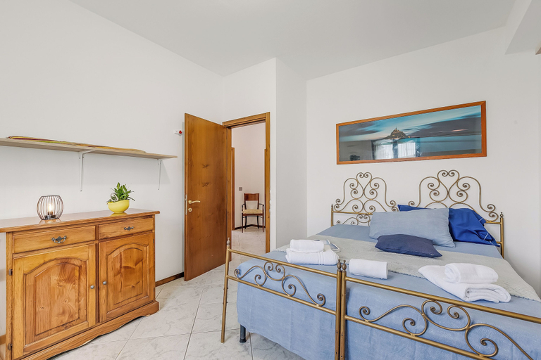 Room 2, House Tiziana Close by Mare Argentario, Grosseto