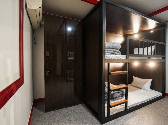 Others 4, Midpoint Guesthouse, Busanjin