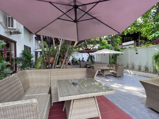 Hotel Interior/Public Areas