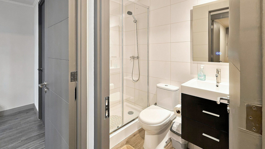 Bathroom 4, Oceana Suites Briones Luco, Cordillera