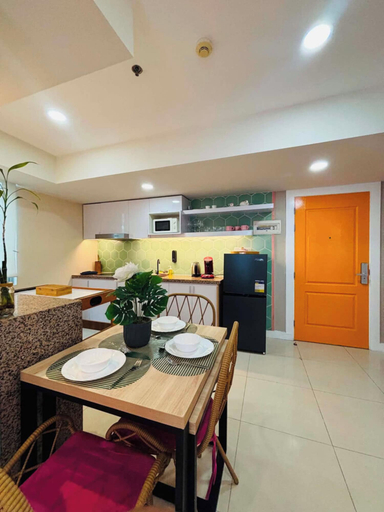 Private kitchen, 2BR Modern Boho Suite, Parañaque