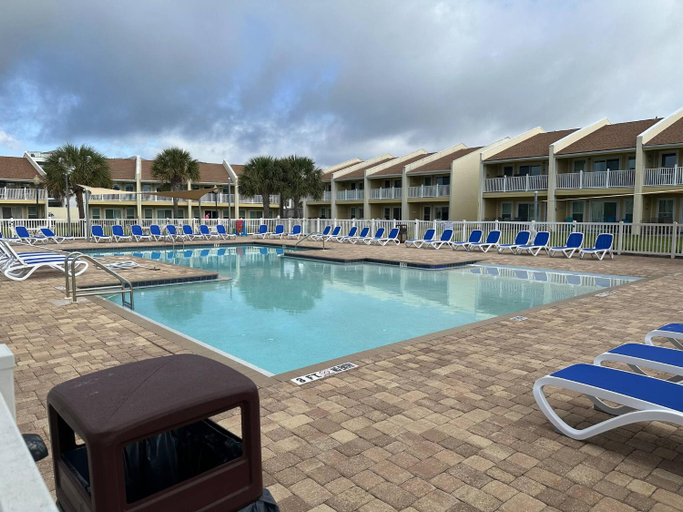 Sport & Beauty, 7 D, One Bedroom Condo, Walton