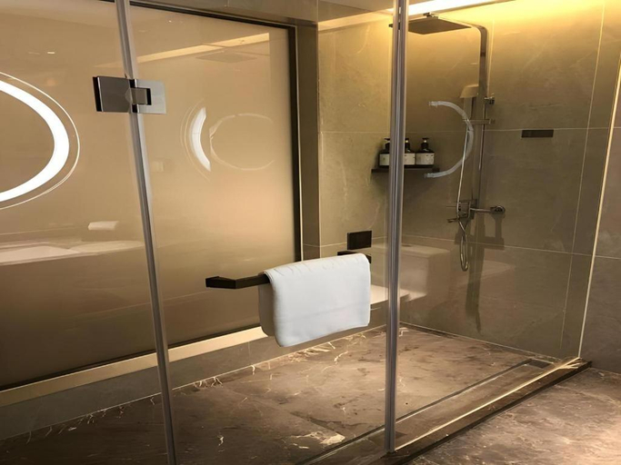Bathroom 3, E-Cheng Hotel Liuzhou Sanjiang Fengyu Bridge, Liuzhou
