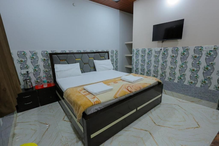 Room 3, Omji Niwas - Kalyan Keshar Dham, Mathura