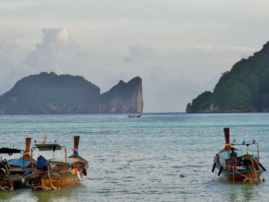 Hotel Exterior 4, Bayview Resort Phi Phi Island - Beach Front Resort, Mueang Krabi