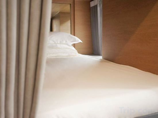 Others 5, L·YOUNG Capsule Hotel-Myeongdong, Jung
