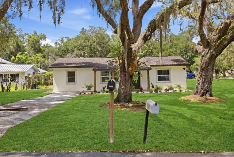 Property grounds, Ridge Manor Retreat, Hernando