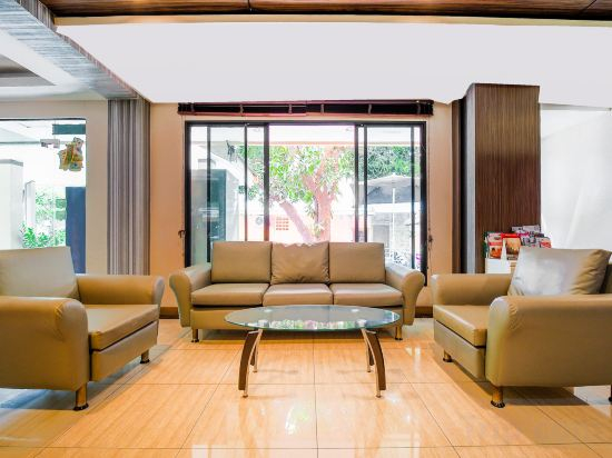 Hotel Interior/Public Areas