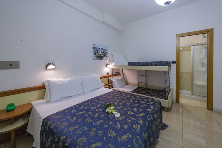Bedroom 4, Hotel Sultano, Rimini