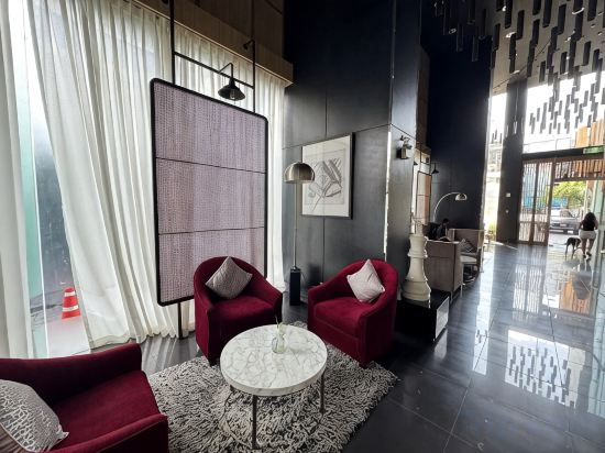 Hotel Interior/Public Areas 2, Ekkamai Apartment, Wattana