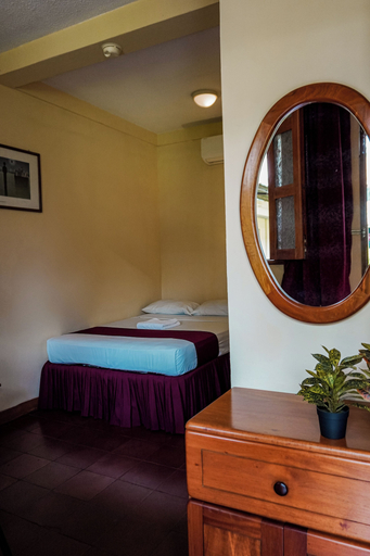 Bedroom 3, Hotel Austria, León
