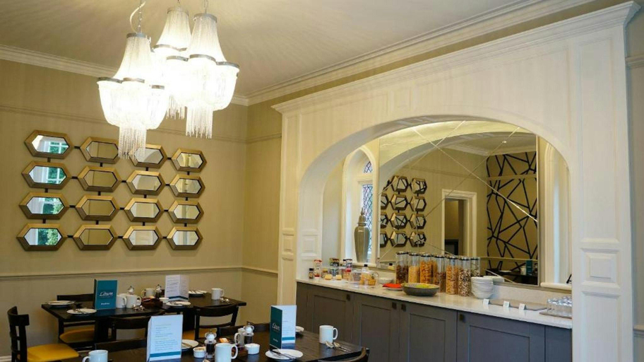Food & Drinks 5, The Lawn Guest House, Surrey