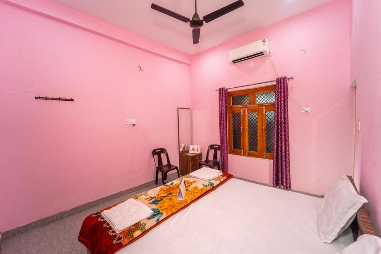 Room 5, Omji Ashram - Manas Kokil, Faizabad