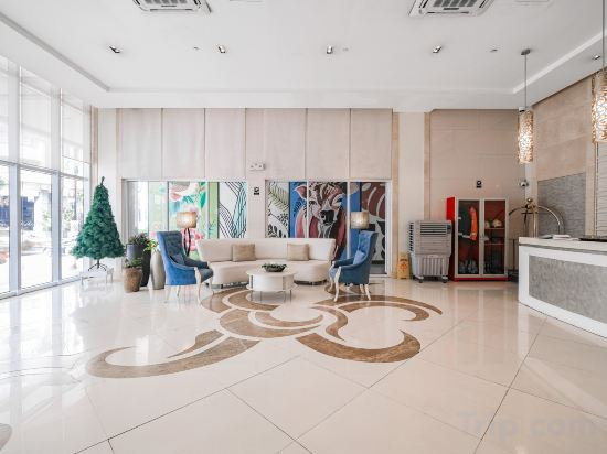 Hotel Interior/Public Areas