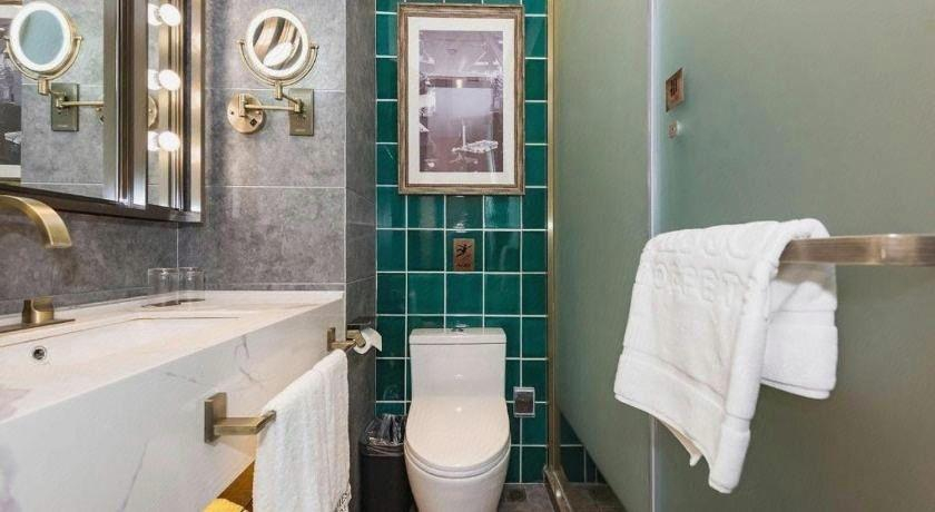 Bathroom 4, James Joyce Coffetel Tianjing First Central Hospital Nankai University, Tianjin