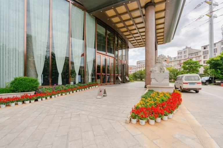 Exterior & Views 2, YunHua Hotel YiHai Park Store, Chuxiong Yi
