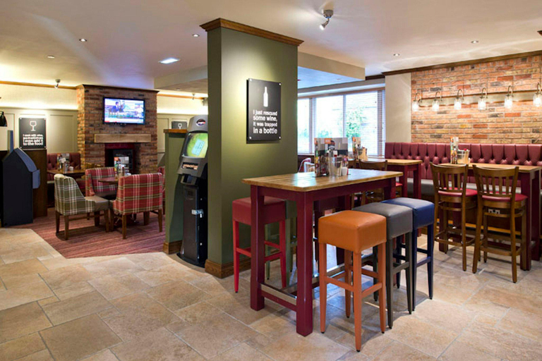 Food & Drinks 5, Premier Inn Wigan - M6 J25, Wigan