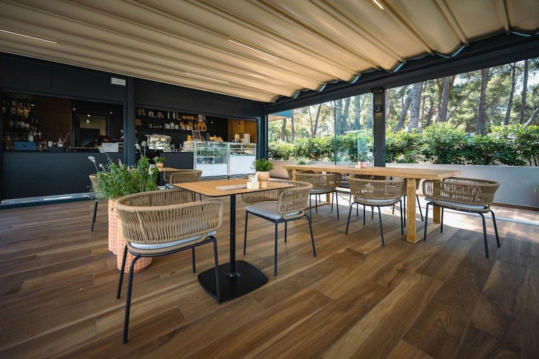 Food & Drinks 5, Arena Stoja Mobile Homes, Pula