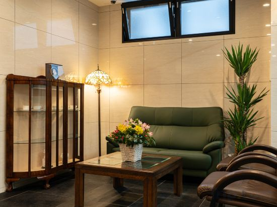 Hotel Interior/Public Areas