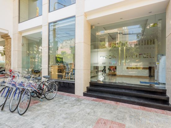 Hotel Exterior 5, UrbanR Danang Beach - An Thuong Walking Street, Da Nang
