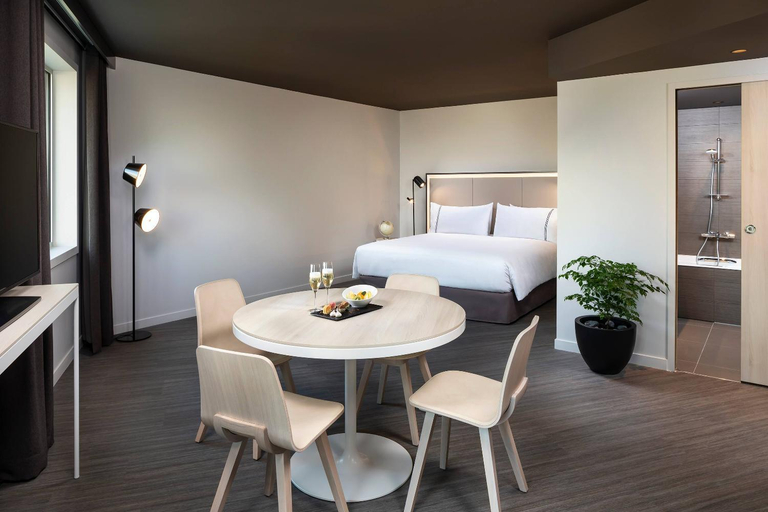 Bedroom 2, INNSiDE Paris Charles de Gaulle Airport, Val-d'Oise