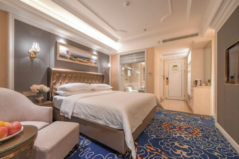 Bedroom 3, Vienna Hotel, Ziyang