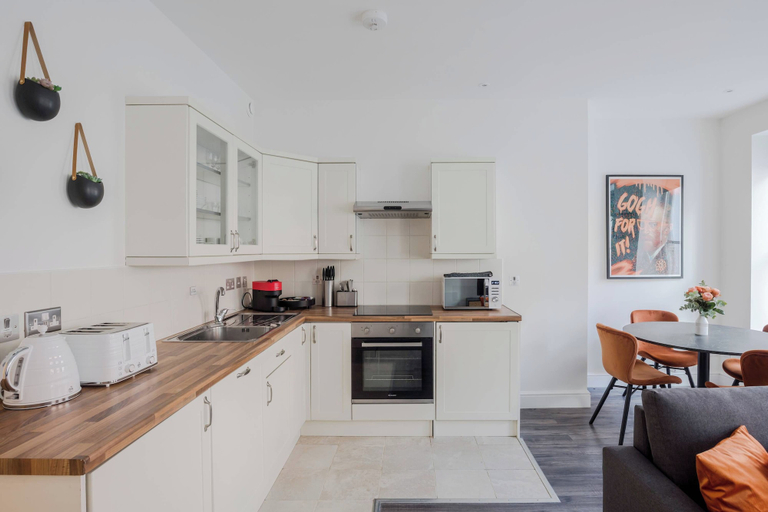 Private kitchen 5, The Foley Residence - Fitzrovia - by Frankie, London