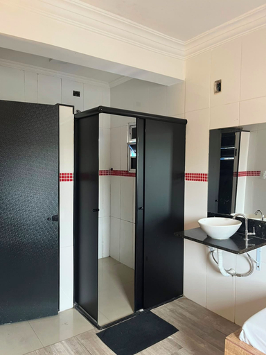Bathroom, Hotel Roma Express SP, São Paulo