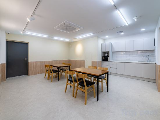 Others 3, HOTEL BLISS Myeongdong, Jung