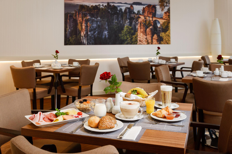 Food & Drinks 4, Amedia Dresden Elbpromenade, Trademark Collection by Wyndham, Dresden