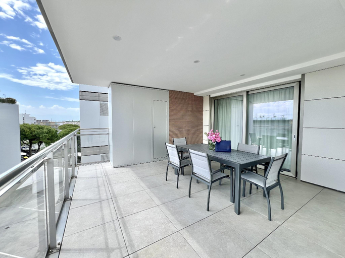 Balcony/terrace 5, Bright apartment with balconies, Udine