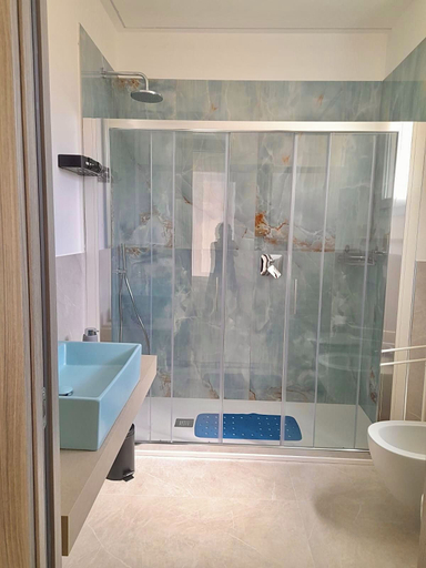 Bathroom 2, Smeralda Top Rooms Olbia, Olbia-Tempio