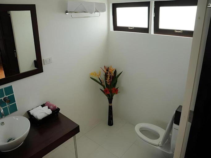 Bathroom 4, Baan Suan Nuan Ta, Muang Samut Songkhram