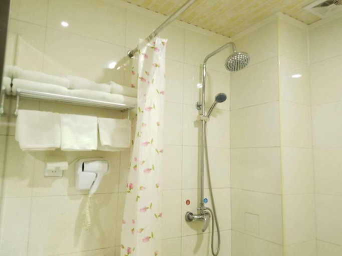 Bathroom 4, 169 Business Hotel, Beijing