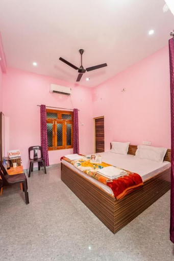 Room 4, Omji Ashram - Manas Kokil, Faizabad