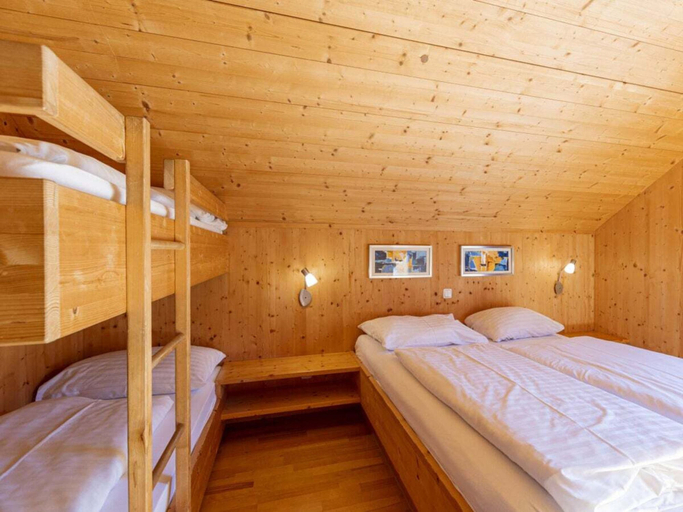 Room 4, Cabin in Hohentauern With Sauna, Murtal