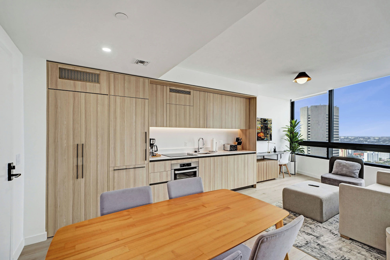 Interior 4, Sky Estate Penthouse- Pool, Parking, Amenities, Miami-Dade
