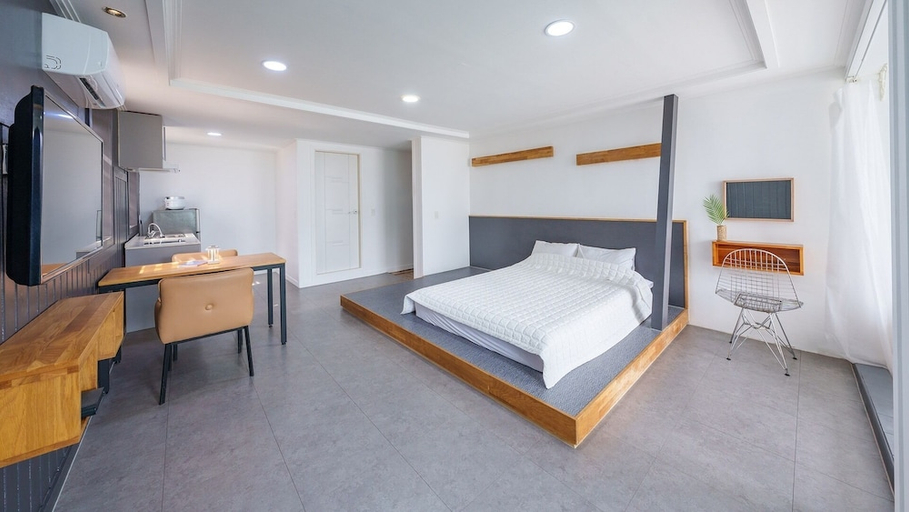 Bedroom 2, Gyeongju The Stay Spa Pension, Gyeongju