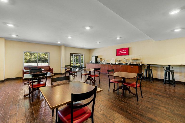 Food & Drinks 4, Red Roof Inn & Suites Albany, GA, Dougherty