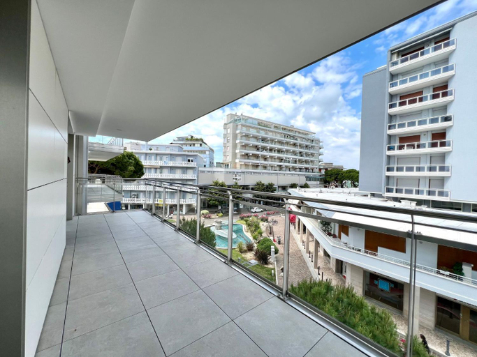 Balcony/terrace 4, Bright apartment with balconies, Udine