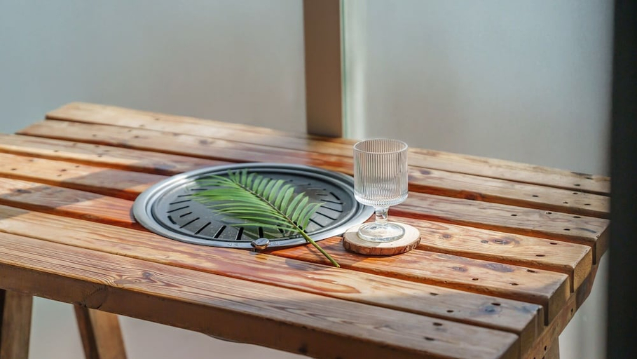 Food & Drinks