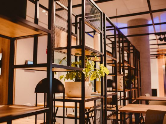Hotel Interior/Public Areas