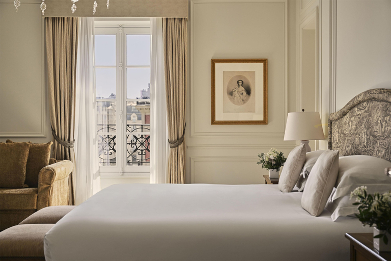 Bedroom 2, Hôtel du Palais Biarritz, in The Unbound Collection by Hyatt, Pyrénées-Atlantiques