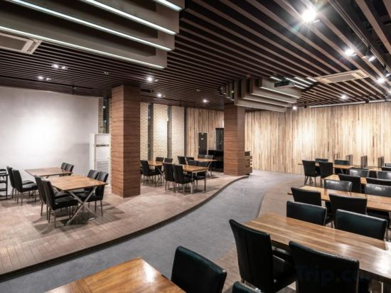 Hotel Interior/Public Areas