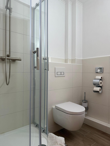 Bathroom 4, Hotel Up'n Diek, Friesland