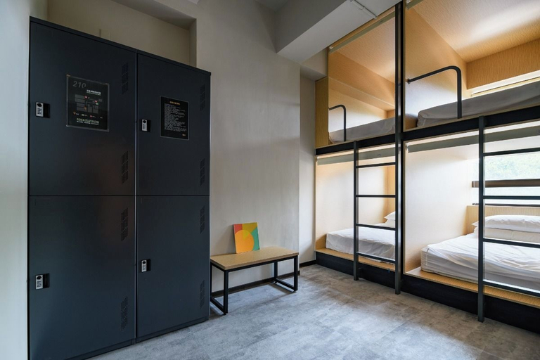 Bedroom 2, Popinn International Youth Hostel, Tainan