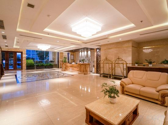 Hotel Interior/Public Areas 2, Luxtery Hotel & Spa, Da Nang
