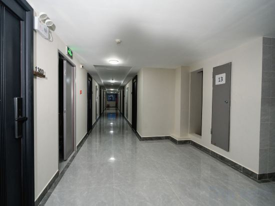 Hotel Interior/Public Areas