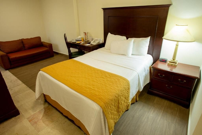 Bedroom 3, Hotel Plaza Calzada, Monterrey