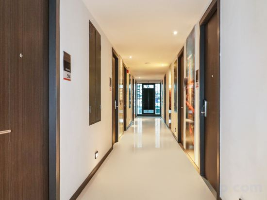 Hotel Interior/Public Areas 5, Aim House Bangkok No Parking, Khlong San